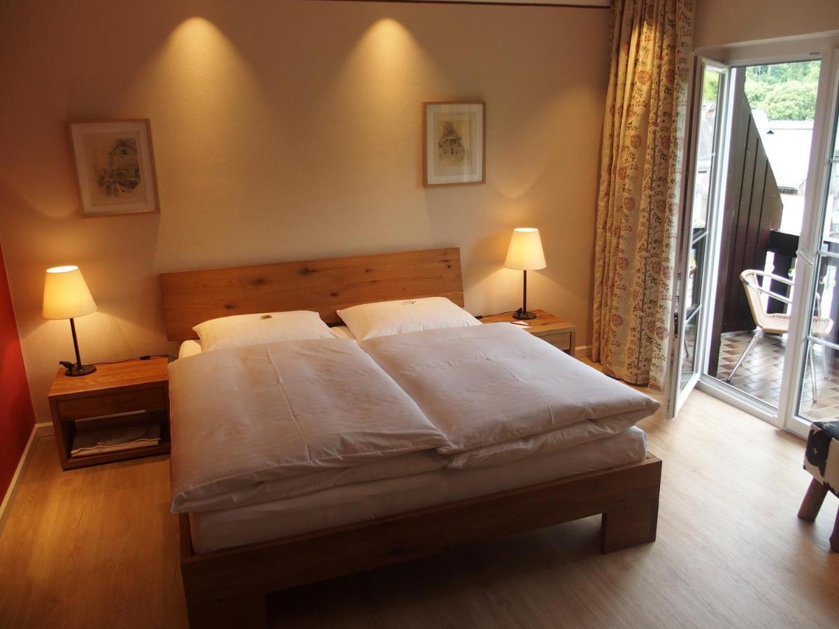Pension Alpenhof Bad Aussee Exterior foto